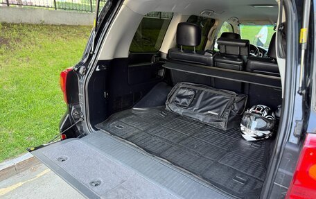 Toyota Land Cruiser 200, 2013 год, 2 770 000 рублей, 25 фотография