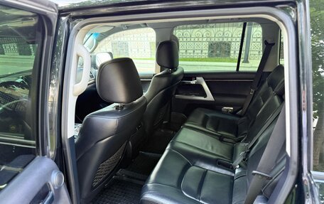 Toyota Land Cruiser 200, 2013 год, 2 770 000 рублей, 19 фотография