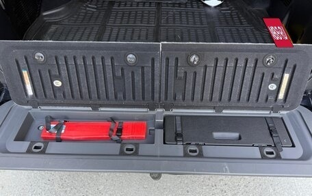 Toyota Land Cruiser 200, 2013 год, 2 770 000 рублей, 26 фотография