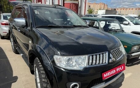 Mitsubishi Pajero Sport II рестайлинг, 2012 год, 1 550 000 рублей, 2 фотография
