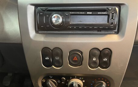 Renault Sandero I, 2011 год, 499 000 рублей, 10 фотография