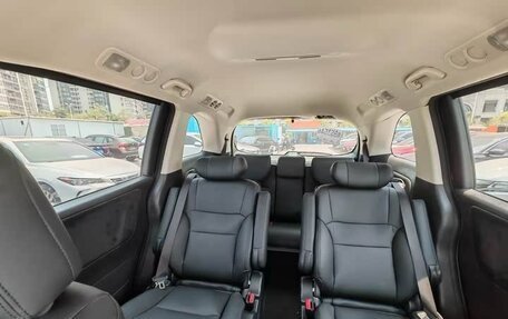 Honda Odyssey IV, 2022 год, 2 900 000 рублей, 9 фотография