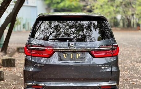 Honda Odyssey IV, 2022 год, 3 200 000 рублей, 5 фотография