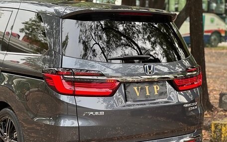 Honda Odyssey IV, 2022 год, 3 200 000 рублей, 6 фотография