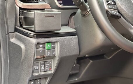 Honda Odyssey IV, 2022 год, 3 200 000 рублей, 14 фотография
