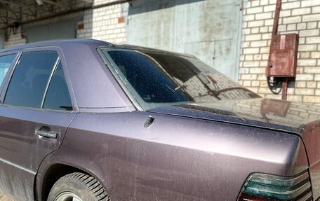 Mercedes-Benz E-Класс, 1994 год, 500 000 рублей, 5 фотография