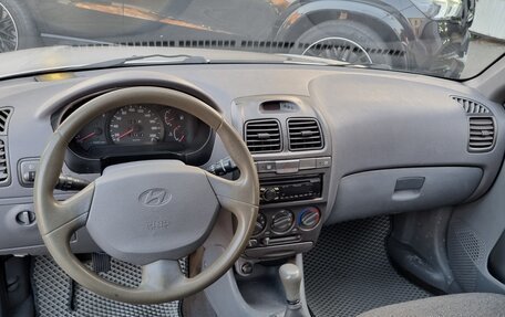 Hyundai Accent II, 2004 год, 320 000 рублей, 8 фотография