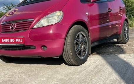 Mercedes-Benz A-Класс, 1998 год, 380 000 рублей, 2 фотография
