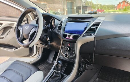 Hyundai Elantra V, 2015 год, 1 650 000 рублей, 13 фотография