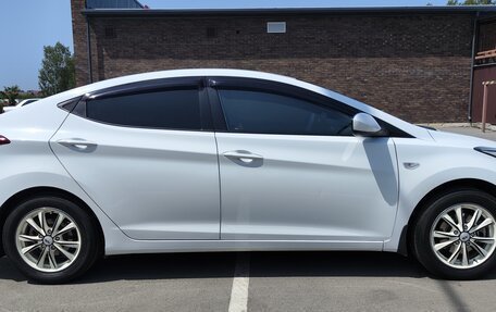 Hyundai Elantra V, 2015 год, 1 650 000 рублей, 10 фотография