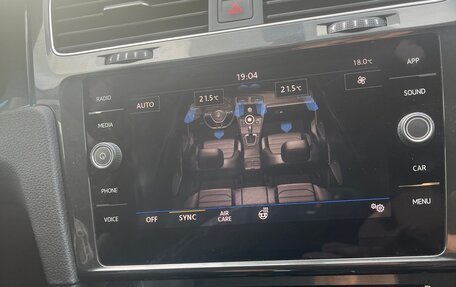 Volkswagen Golf VII, 2018 год, 1 890 000 рублей, 11 фотография