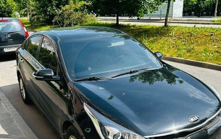 KIA Rio IV, 2018 год, 1 700 000 рублей, 2 фотография