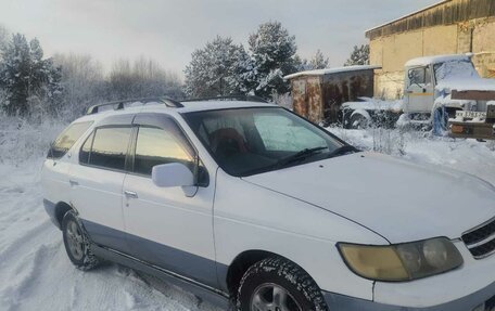 Nissan Rnessa, 1999 год, 320 000 рублей, 2 фотография
