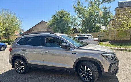 Volkswagen Taos, 2021 год, 2 780 000 рублей, 3 фотография