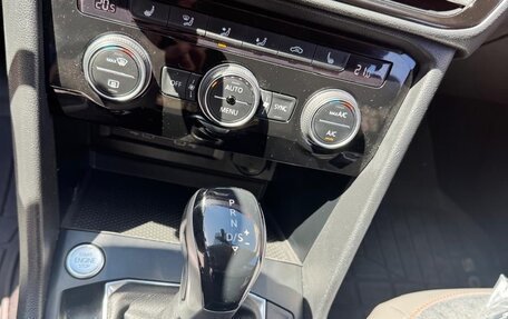 Volkswagen Taos, 2021 год, 2 780 000 рублей, 8 фотография