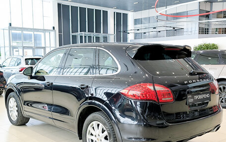 Porsche Cayenne III, 2011 год, 2 590 000 рублей, 8 фотография