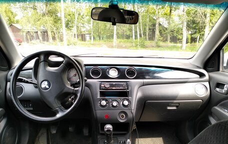 Mitsubishi Outlander III рестайлинг 3, 2005 год, 500 000 рублей, 3 фотография