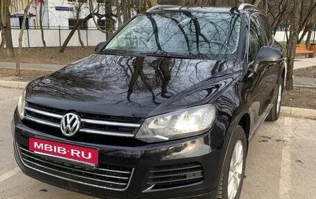 Volkswagen Touareg III, 2013 год, 2 000 000 рублей, 2 фотография