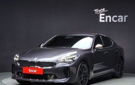 KIA Stinger I, 2021 год, 2 400 000 рублей, 1 фотография