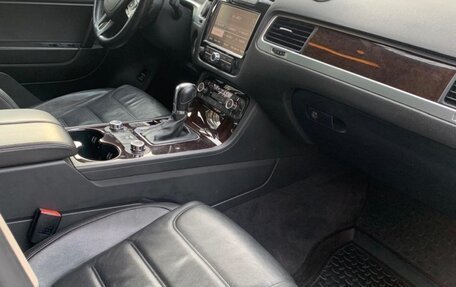 Volkswagen Touareg III, 2013 год, 2 000 000 рублей, 4 фотография