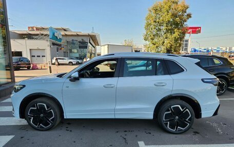 Volkswagen Tiguan, 2024 год, 5 040 000 рублей, 1 фотография