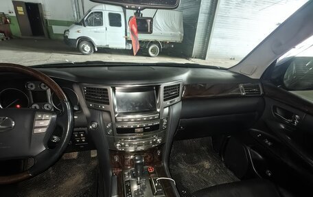 Lexus LX III, 2011 год, 3 050 000 рублей, 16 фотография