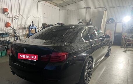 BMW 5 серия, 2013 год, 1 690 000 рублей, 3 фотография