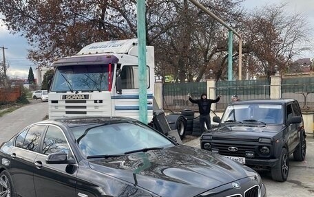 BMW 5 серия, 2013 год, 1 690 000 рублей, 2 фотография