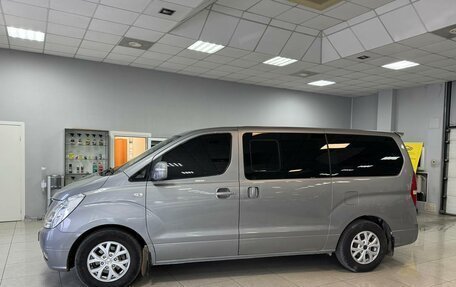Hyundai Grand Starex Grand Starex I рестайлинг 2, 2011 год, 1 199 000 рублей, 2 фотография