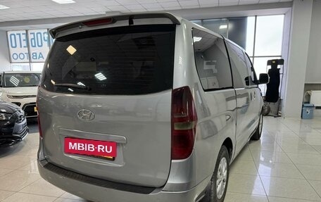 Hyundai Grand Starex Grand Starex I рестайлинг 2, 2011 год, 1 199 000 рублей, 5 фотография