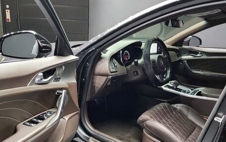 KIA Stinger I, 2021 год, 2 400 000 рублей, 10 фотография