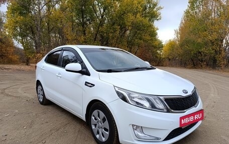 KIA Rio III рестайлинг, 2013 год, 850 000 рублей, 7 фотография