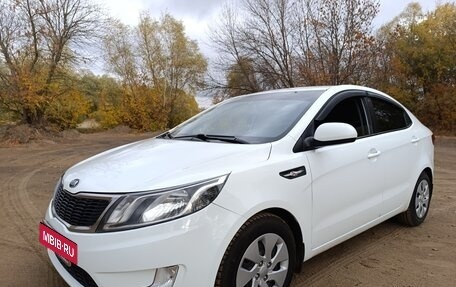 KIA Rio III рестайлинг, 2013 год, 850 000 рублей, 10 фотография