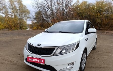 KIA Rio III рестайлинг, 2013 год, 850 000 рублей, 9 фотография