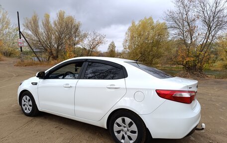 KIA Rio III рестайлинг, 2013 год, 850 000 рублей, 17 фотография