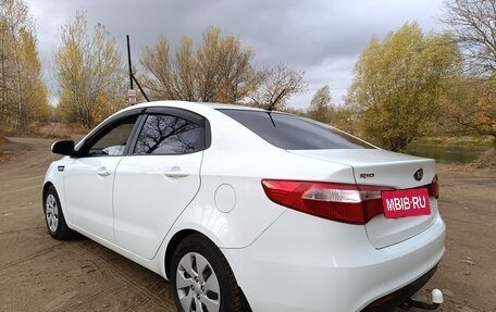 KIA Rio III рестайлинг, 2013 год, 850 000 рублей, 16 фотография