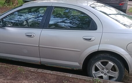 Dodge Stratus II, 2002 год, 290 000 рублей, 6 фотография