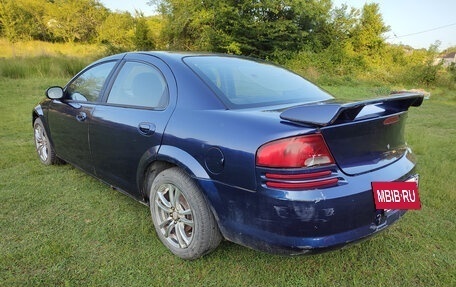 Dodge Stratus II, 2005 год, 250 000 рублей, 5 фотография