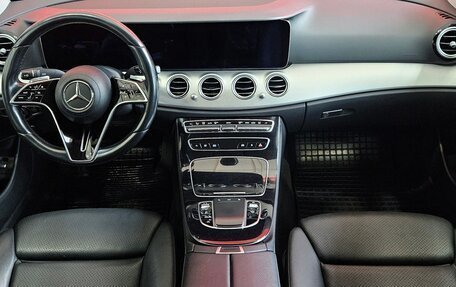 Mercedes-Benz E-Класс, 2021 год, 2 800 000 рублей, 9 фотография