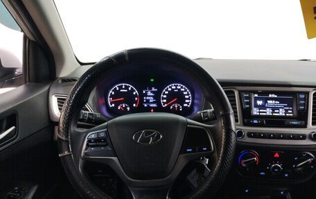 Hyundai Solaris II рестайлинг, 2019 год, 1 080 000 рублей, 9 фотография