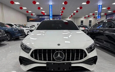 Mercedes-Benz A-Класс, 2022 год, 1 900 400 рублей, 2 фотография