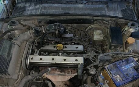 Opel Vectra B рестайлинг, 1996 год, 100 000 рублей, 3 фотография