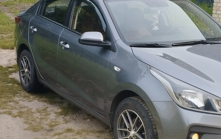 KIA Rio IV, 2018 год, 1 410 000 рублей, 4 фотография