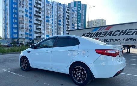 KIA Rio III рестайлинг, 2014 год, 915 000 рублей, 4 фотография