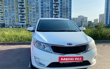 KIA Rio III рестайлинг, 2014 год, 915 000 рублей, 15 фотография