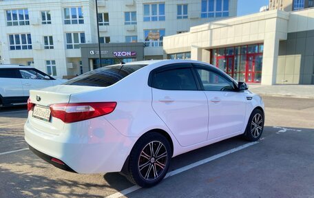 KIA Rio III рестайлинг, 2014 год, 915 000 рублей, 17 фотография