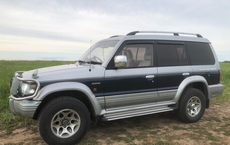 Mitsubishi Pajero III рестайлинг, 1994 год, 880 000 рублей, 3 фотография