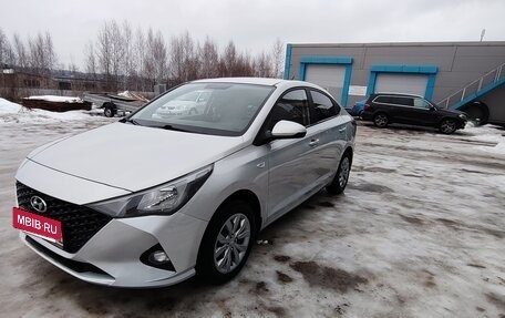 Hyundai Solaris II рестайлинг, 2021 год, 1 500 000 рублей, 4 фотография