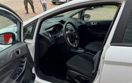 Ford Fiesta, 2015 год, 650 000 рублей, 11 фотография
