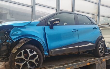 Renault Kaptur I рестайлинг, 2017 год, 350 000 рублей, 3 фотография